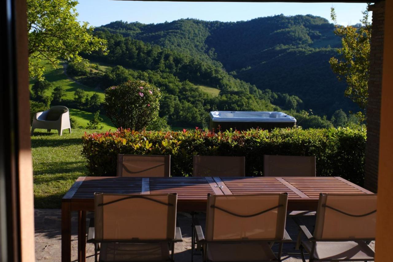 Casa Vacanze Colonnata Gubbio Eksteriør billede